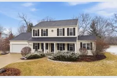 944  Ridgeway Cir, Fredonia, WI 53021 - Photo 1