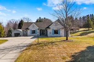 W296S2982 Molly Ln, Genesee, WI 53188 - Photo 1