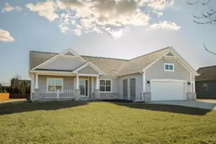 401 90th St, Racine, WI 53406 - Photo 1