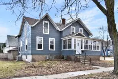 226  Market St, Winona, MN 55987 - Photo 1
