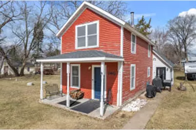140 W 12th St, Buffalo City, WI 54622 - Photo 1