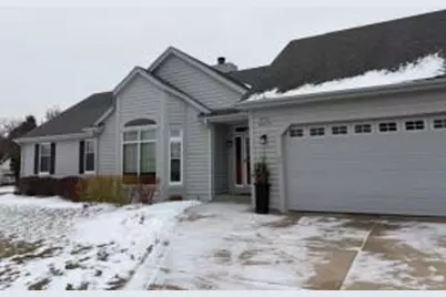 W148N10276  Windsong Cir, Germantown, WI 53022 - Photo 1