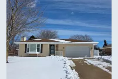 W165N10602  Wagon Trl, Germantown, WI 53022 - Photo 1