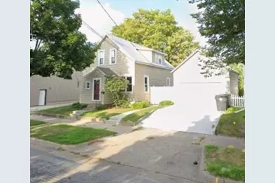 2315  13th Pl, La Crosse, WI 54601 - Photo 1