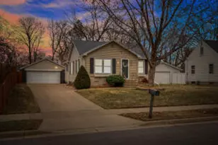 1007 Wilson St, Onalaska, WI 54650 - Photo 1