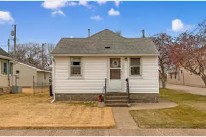 2500  17th St, La Crosse, WI 54601 - Photo 1
