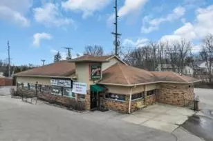 131 Wells St, Lake Geneva, WI 53147 - Photo 1