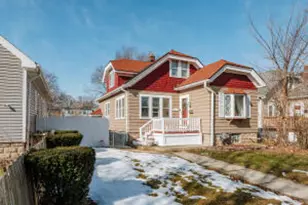 4919 N 52nd St, Milwaukee, WI 53218 - Photo 1