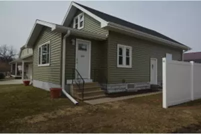109  Roberts St, Holmen, WI 54636 - Photo 1