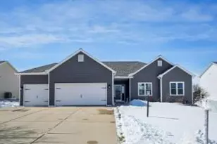 N8333 Whippoorwill Rd, Ixonia, WI 53036 - Photo 1