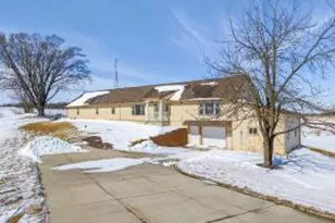 N9601 Wiley Rd, Ixonia, WI 53094 - Photo 1
