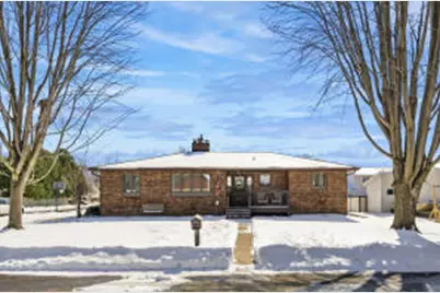 3336  Fairchild St, La Crosse, WI 54601 - Photo 1
