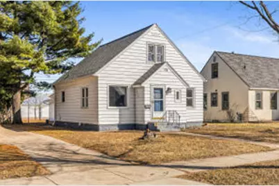 1521  Travis St, La Crosse, WI 54601 - Photo 1