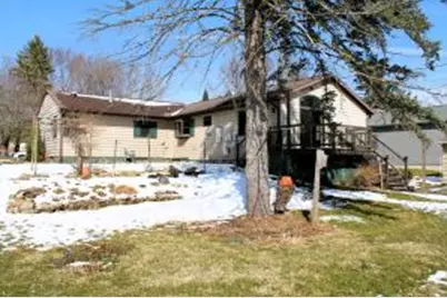 517  3rd St, La Crescent, MN 55947 - Photo 1