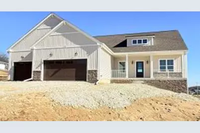 109  Olde Howell Ct, Waukesha, WI 53186 - Photo 1