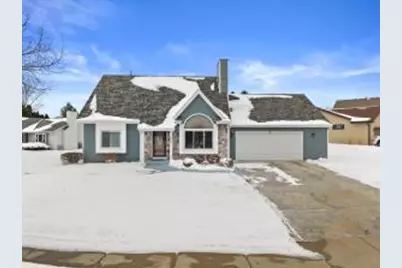 2900 E Honeysuckle Dr, Oak Creek, WI 53154 - Photo 1