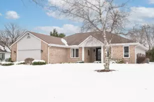 11625 W Sunset Ln, Greenfield, WI 53228 - Photo 1