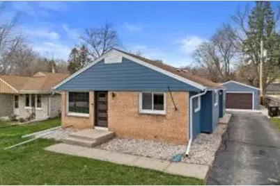 714 W Montclaire Ave, Glendale, WI 53217 - Photo 1