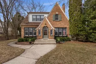 219 S Webster St, Port Washington, WI 53074 - Photo 1