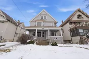 434 N 32nd St, Milwaukee, WI 53208 - Photo 1