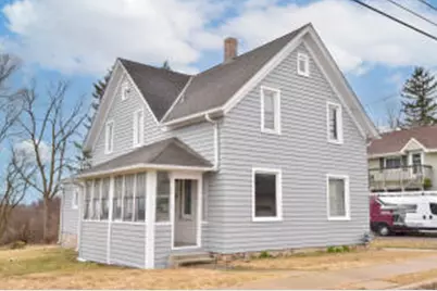 825  Fredonia Ave, Fredonia, WI 53021 - Photo 1