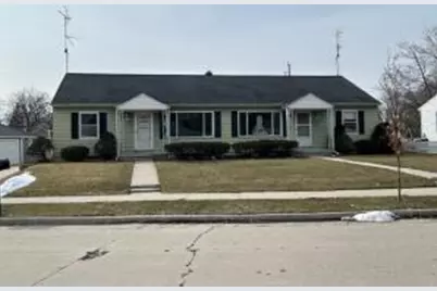 2221  Mayflower Ave, Sheboygan, WI 53083 - Photo 1
