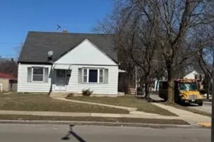 4102 W Capitol Dr, Milwaukee, WI 53216 - Photo 1