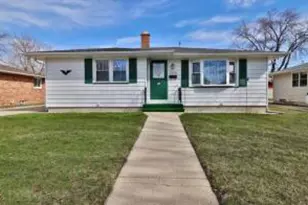 2026 87th Pl, Kenosha, WI 53143 - Photo 1