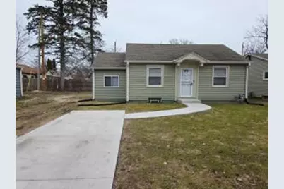 4868 N 52nd St, Milwaukee, WI 53218 - Photo 1