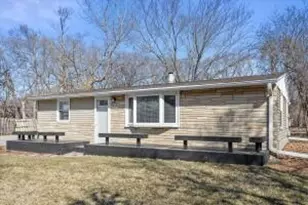 N96W16012 County Line Rd, Germantown, WI 53022 - Photo 1