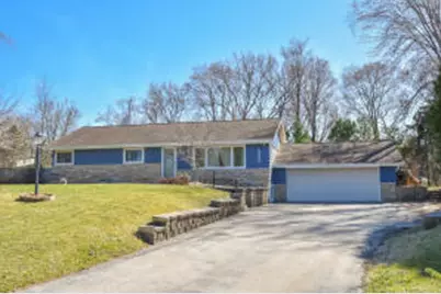 3551 S Woodland Ct, New Berlin, WI 53146 - Photo 1