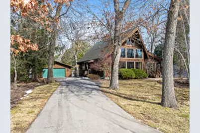 242  Waubun Dr, Fontana, WI 53125 - Photo 1