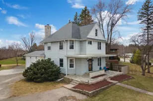 109 Aztalan St, Johnson Creek, WI 53038 - Photo 1