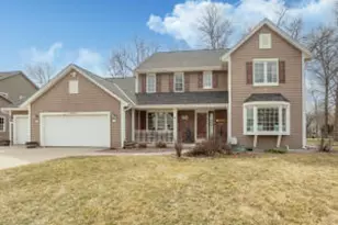 N78W22933 N Coldwater Cir, Sussex, WI 53089 - Photo 1