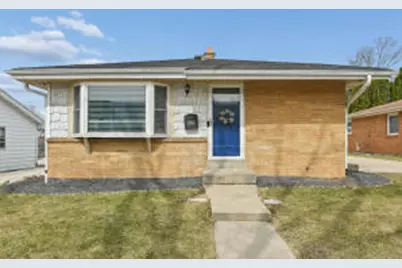 9826 W Menomonee Park Ct, Milwaukee, WI 53225 - Photo 1