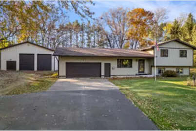 21923  Fleming Ave, Greenfield, WI 54660 - Photo 1