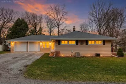 N20W28482  Oakton Rd, Delafield, WI 53072 - Photo 1