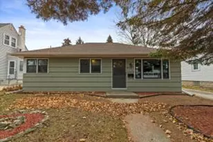 3526 S Brust Ave, Milwaukee, WI 53207 - Photo 1