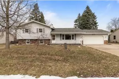 1764  Oakridge Ct, Fox Crossing, WI 54952 - Photo 1