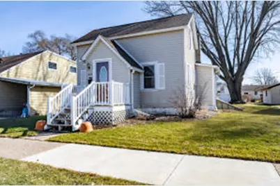 519  2nd St, La Crescent, MN 55947 - Photo 1