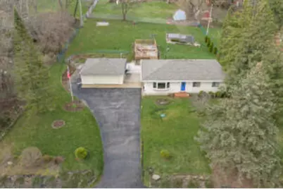 17321 W Observatory Rd, New Berlin, WI 53146 - Photo 1
