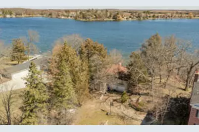 212 S Golden Lake Ln, Summit, WI 53066 - Photo 1