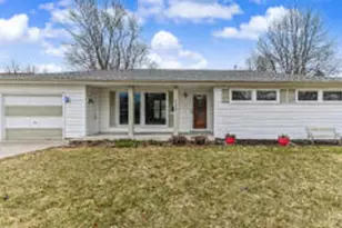 1023 W Glenn Dr, Waukesha, WI 53188 - Photo 1