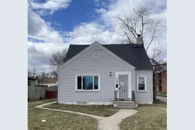 5281 N Teutonia Ave, Milwaukee, WI 53209 - Photo 1