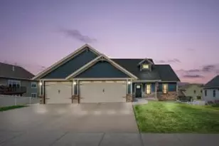 614 Forest View Dr, Holmen, WI 54636 - Photo 1