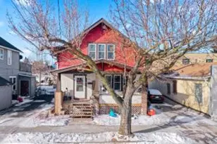 938 S 18th St, Manitowoc, WI 54220 - Photo 1