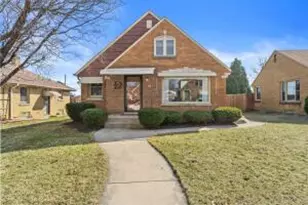 3554 S 14th St, Milwaukee, WI 53221 - Photo 1
