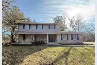 302  Wakefield Downs -, Wales, WI 53183 - Photo 1