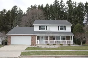 267 Robins Run, Burlington, WI 53105 - Photo 1