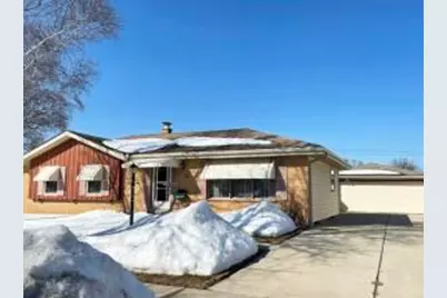 2518 W Denis Ave, Milwaukee, WI 53221 - Photo 1